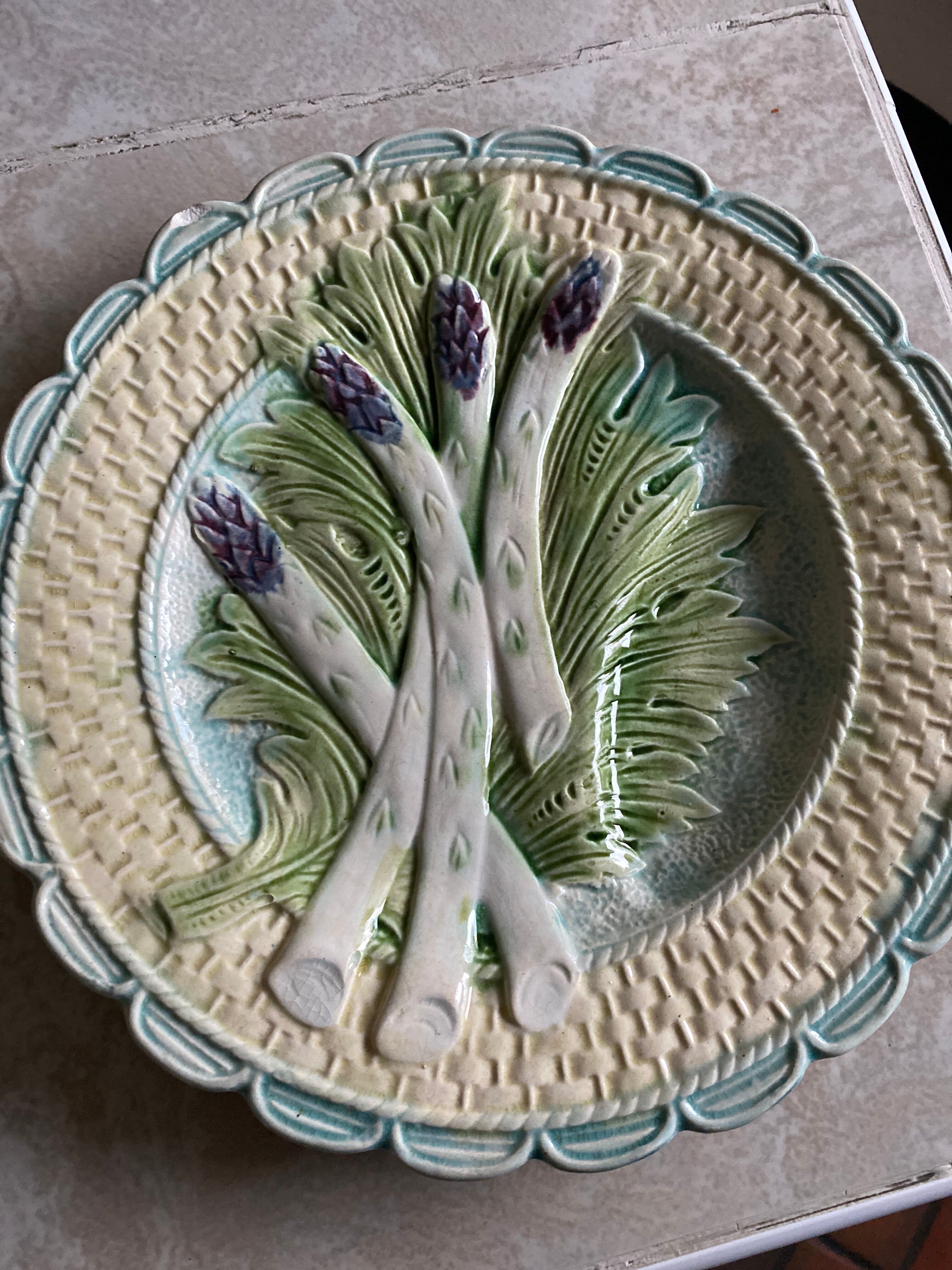 2 plates slurry asparagus