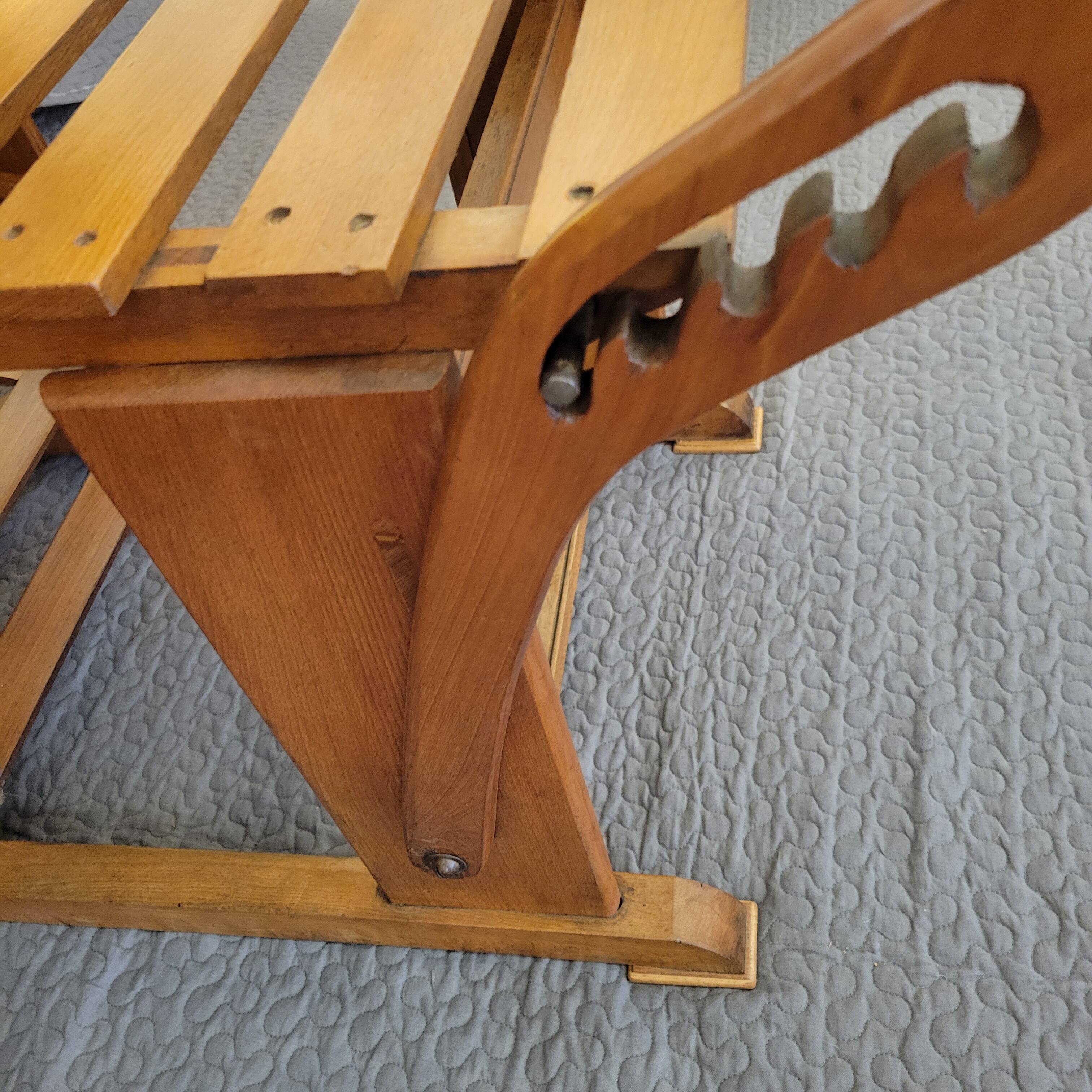 Evolving school desk