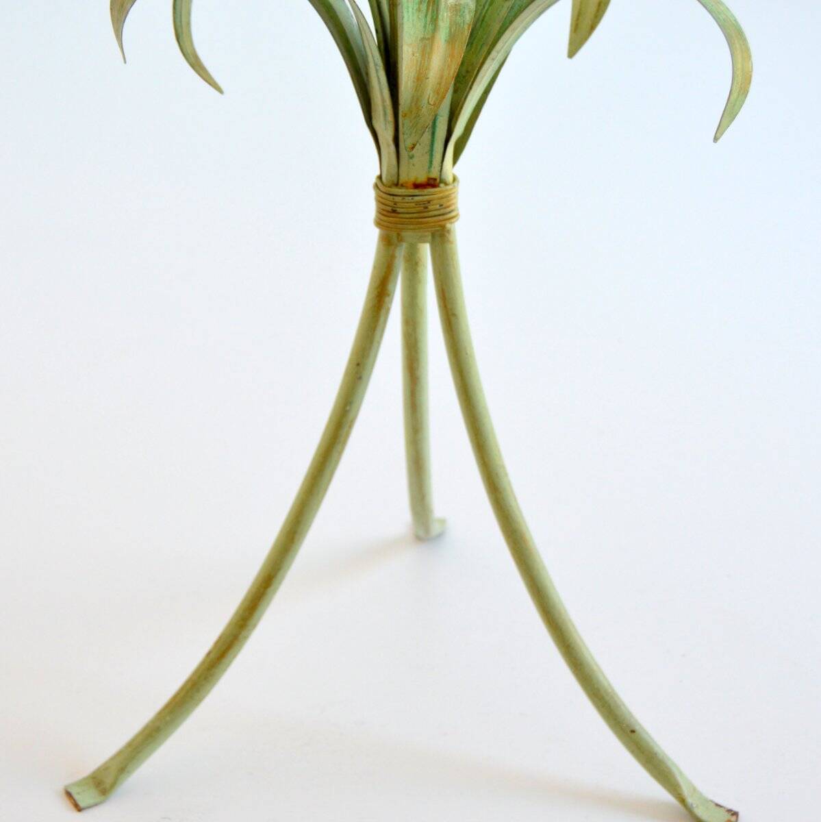 Pedestal table / Side table bouquet of flowers / Roses wrought iron 1960 vintage