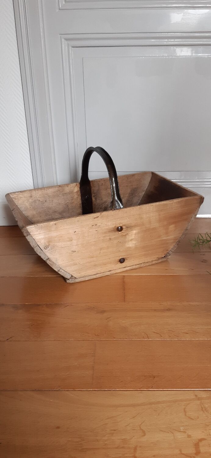 Rustic basket