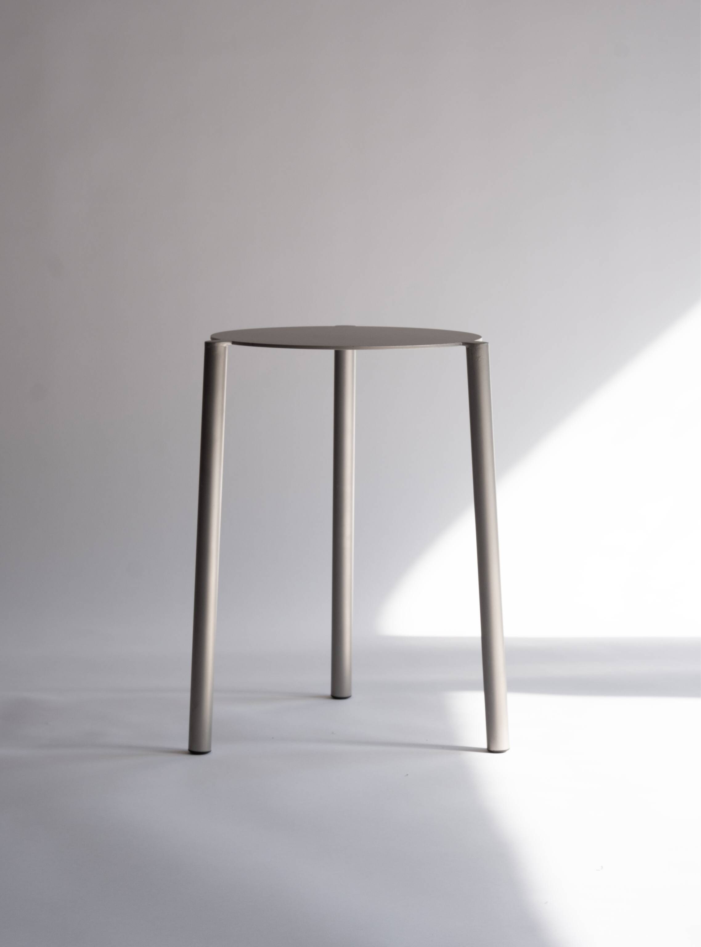 Isla x Paul Delrez stool