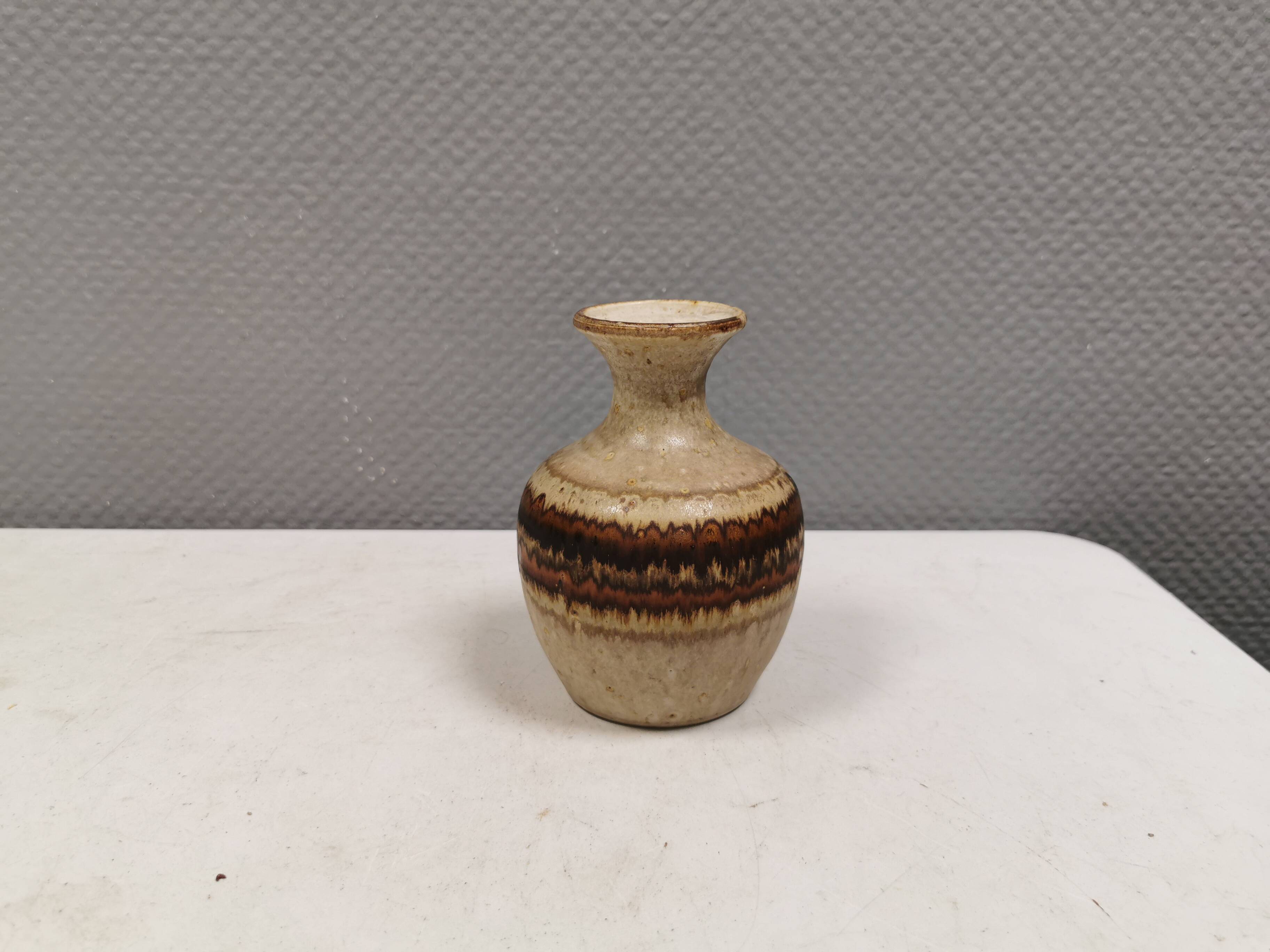 Beautiful vase by HNB in ​​his own workshop 1980s Denmark.