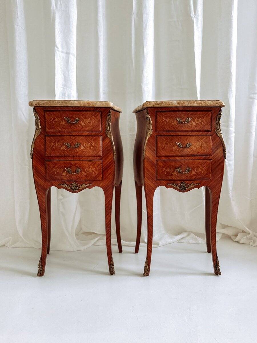 Mid-century French Louis XV style bedside tables with marble tops and floral marquetry, 1940s, set of 2