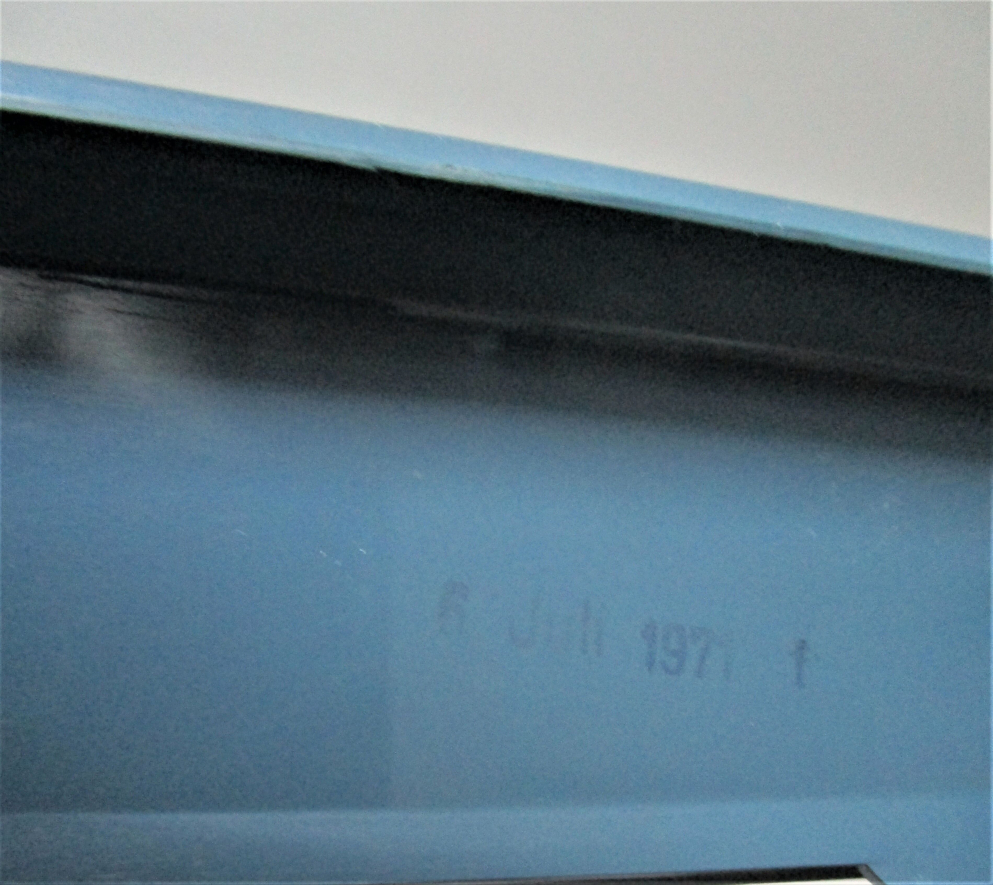 Typewriter erika 40 blue and white 70s made in germany