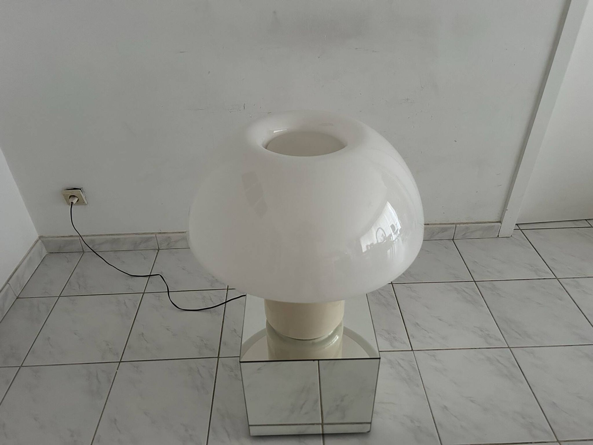 Vintage Martinelli Luce mushroom lamp model 625