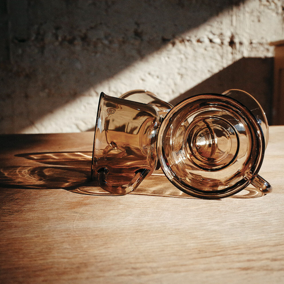 Shell arcoroc coffee cups