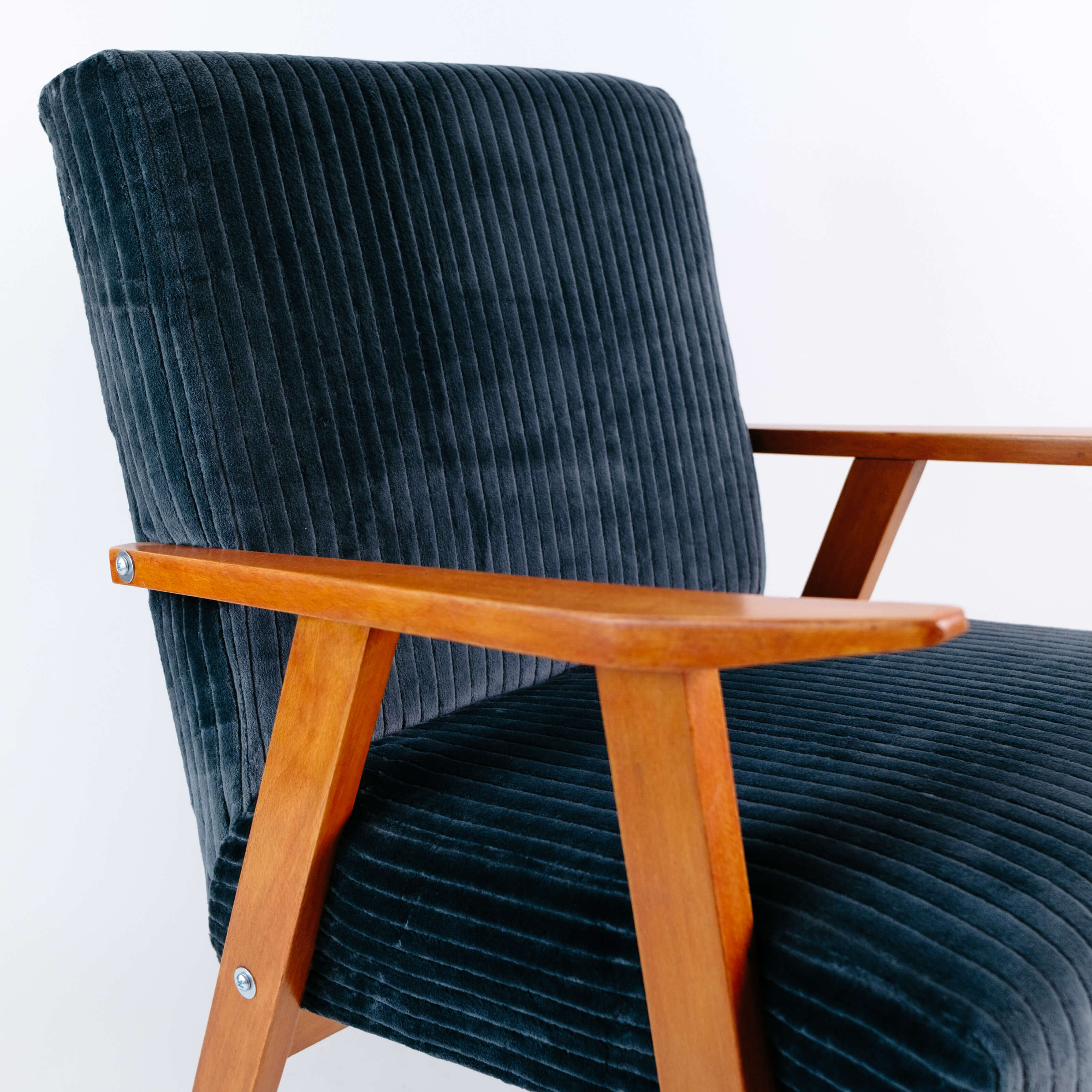 Fauteuil vintage en vélours côtélé