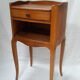 Table de nuit en bois