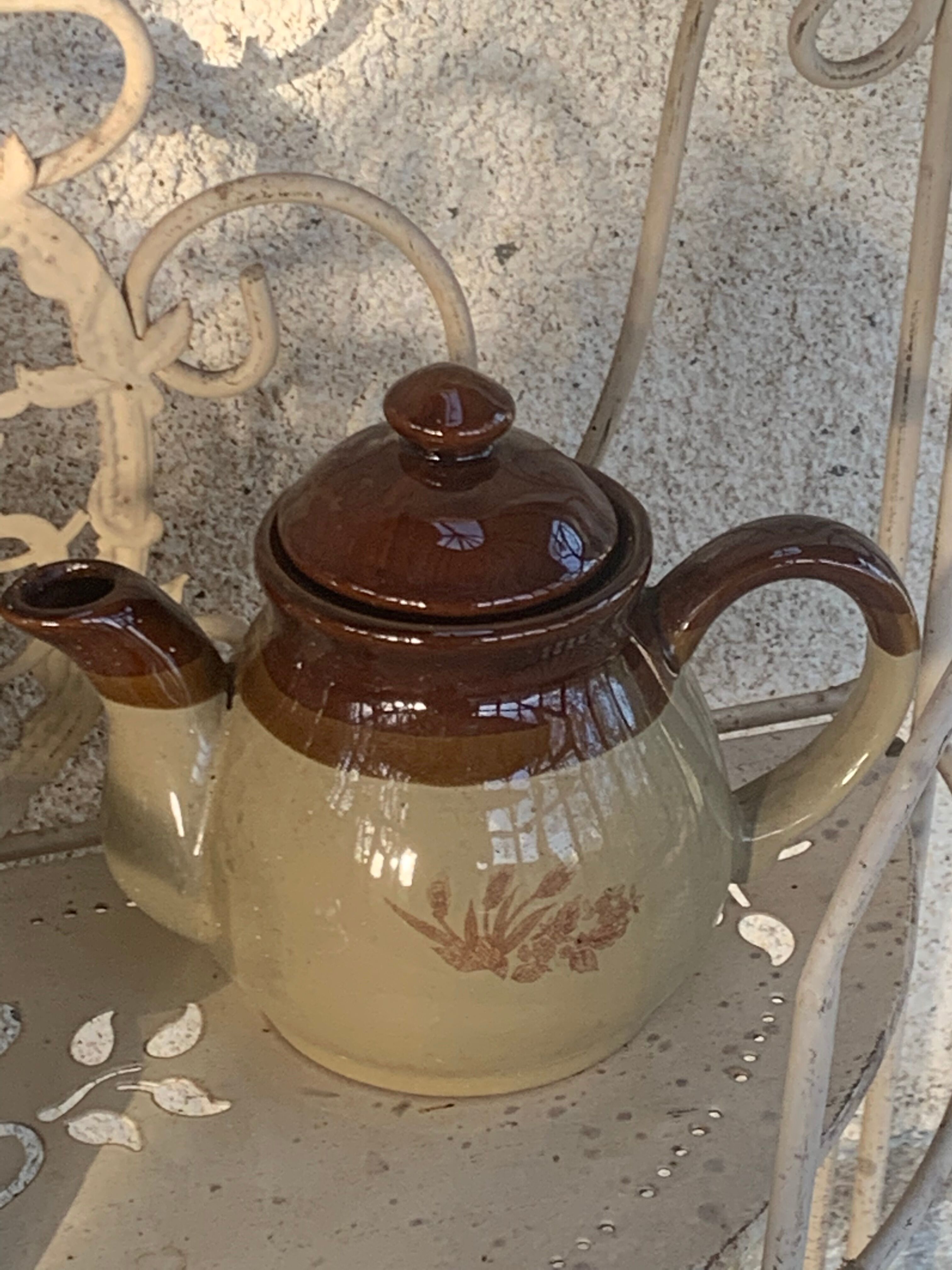 Two-tone stoneware teapot vintage floral pattern