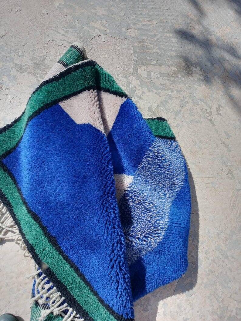 Mrirt rug, Moroccan Berber rug 150/250cm