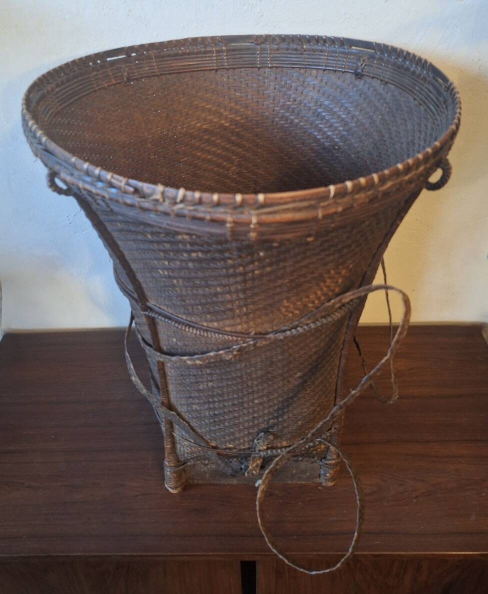 Antique Laos Khmu tribal hand woven carrying basket