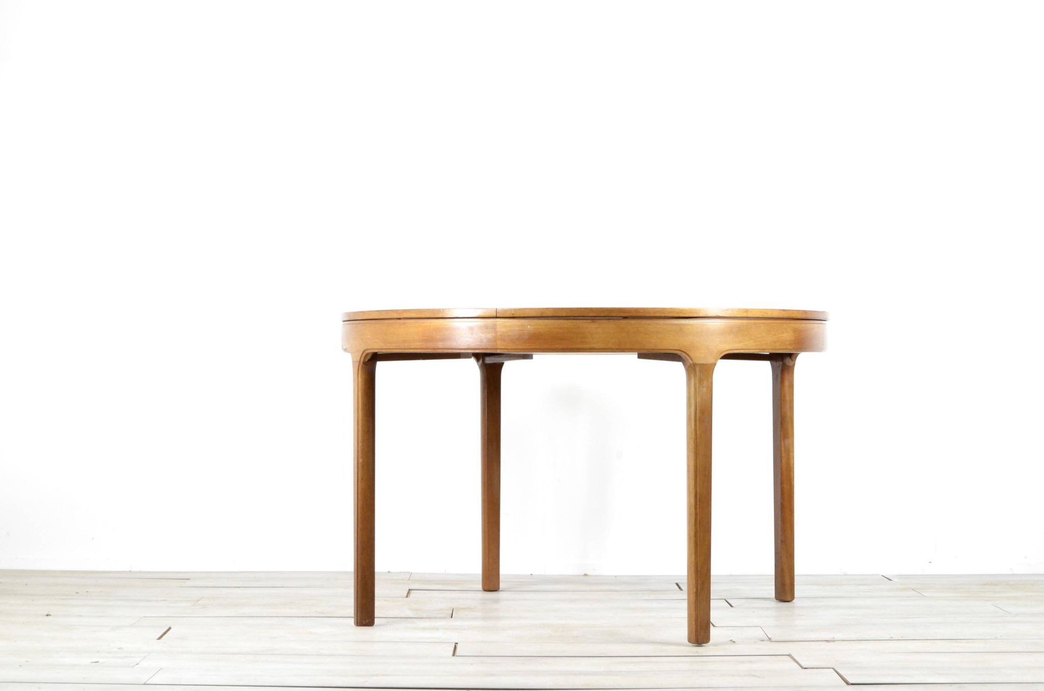 Midcentury Extending Round Teak Table By Nathan. Vintage Modern / Danish St
