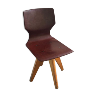 PRODUCT BHV - Adam Stegner's pagwood school chair