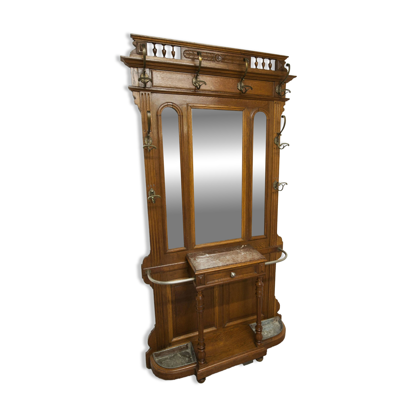 Napoleon III wardrobe in walnut, late 19th century, 3 mirrors, marble.