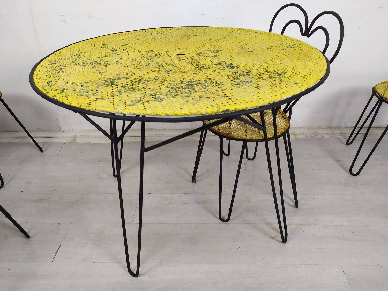 Mathieu Matégot garden lounge