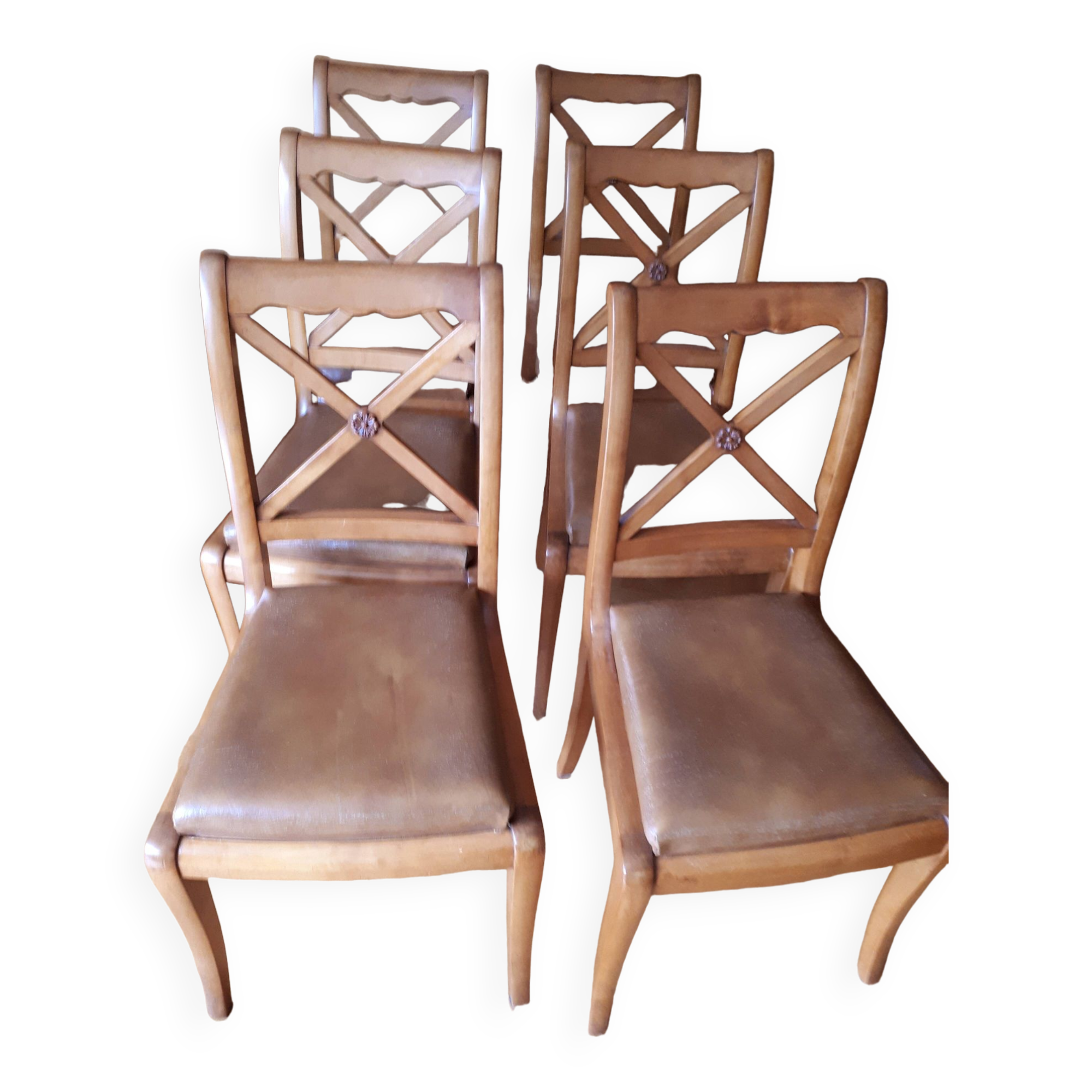 Wooden chair with leather seat