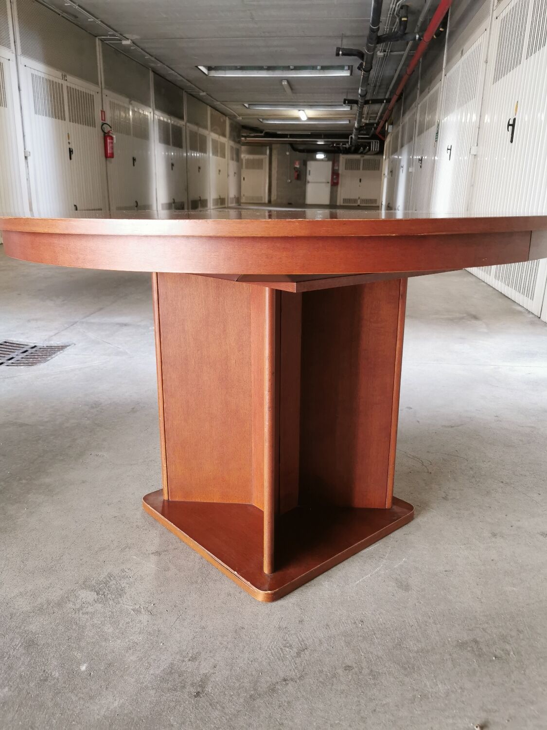 Vintage Italian extending table