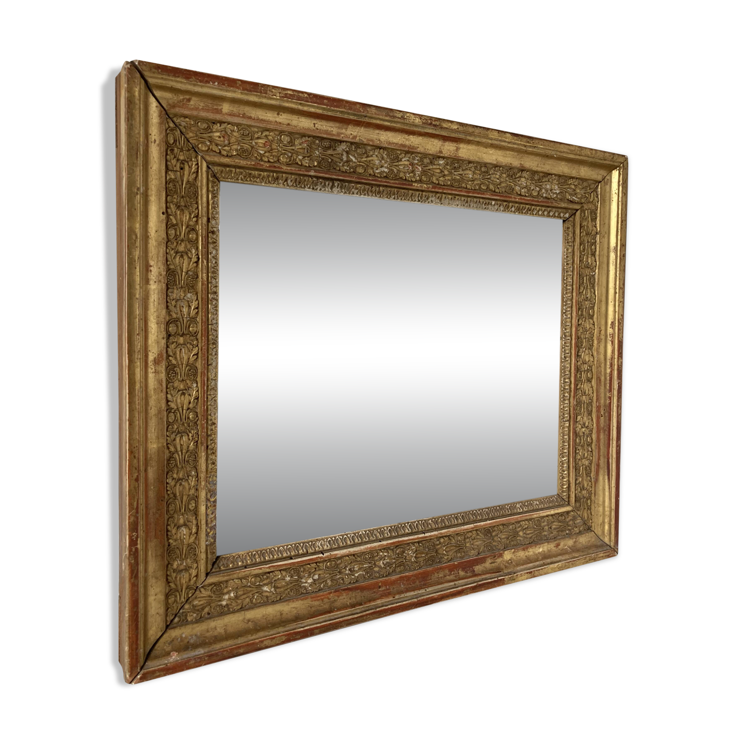 Petit miroir en bois stuqué et doré d’époque Restauration