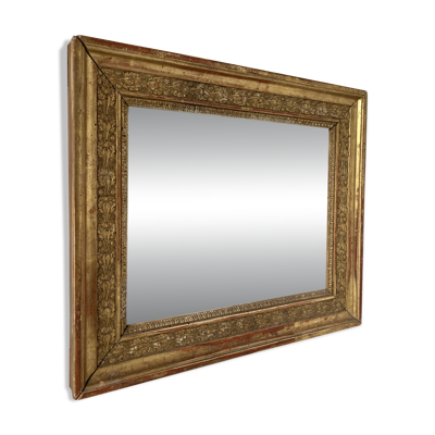 Petit miroir en bois stuqué et doré d’époque Restauration