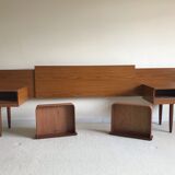 Tête de lit double et tables de nuit en noyer, 1969 Schreiber of England