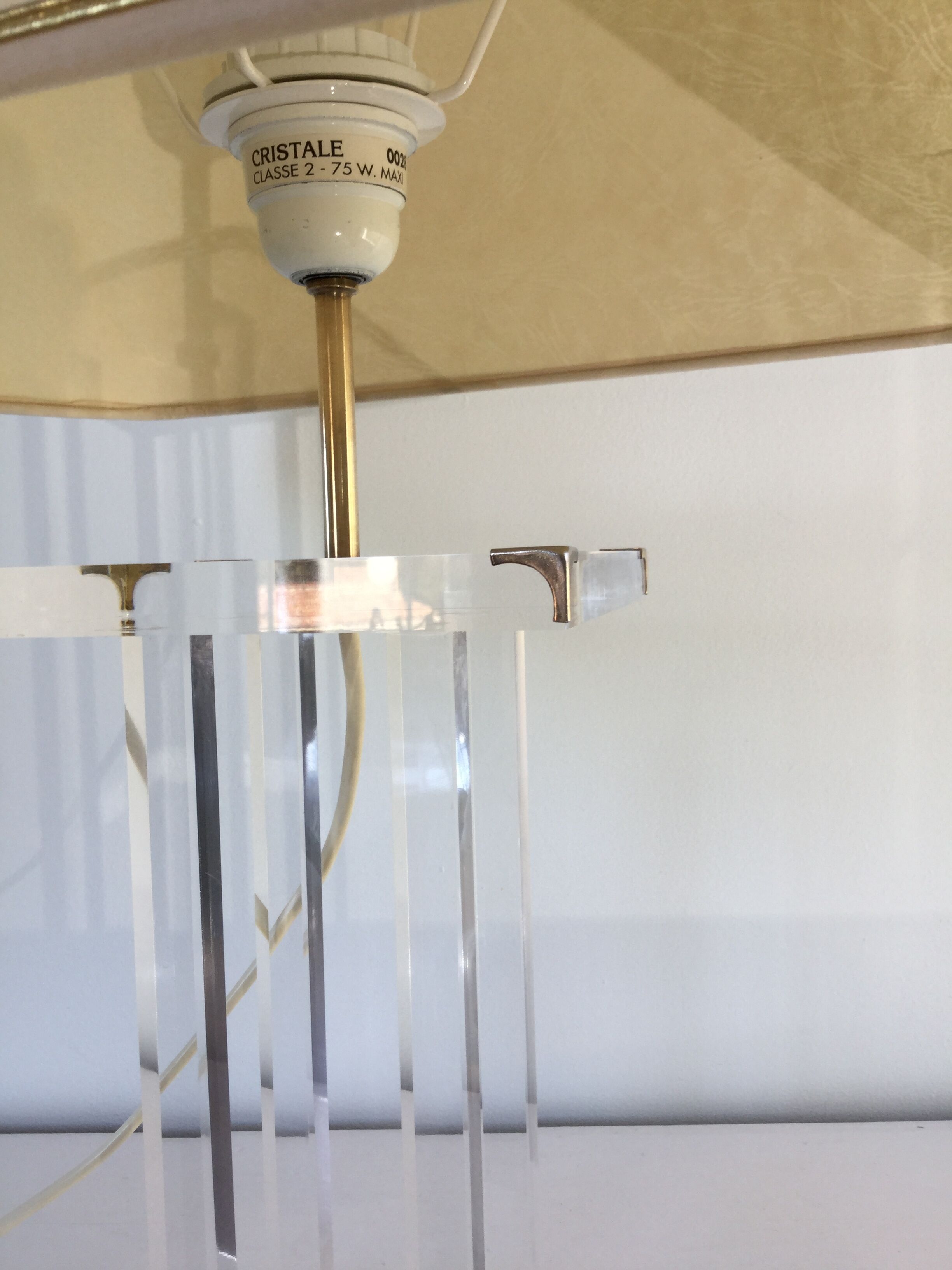 Plexiglas lamp from the designated David Lange crystal model year 1970