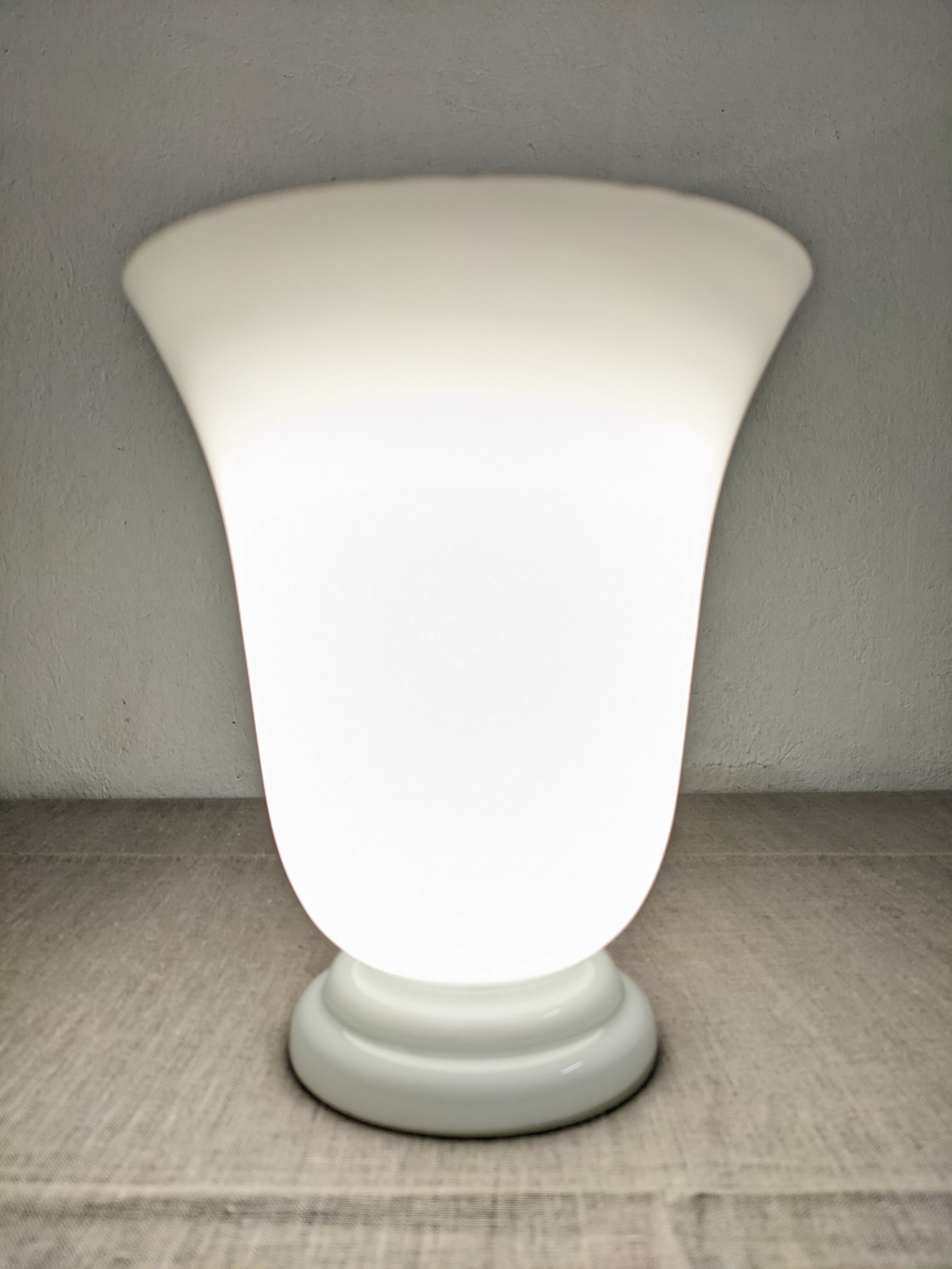 White opaline mood lamp from the 60s/70s