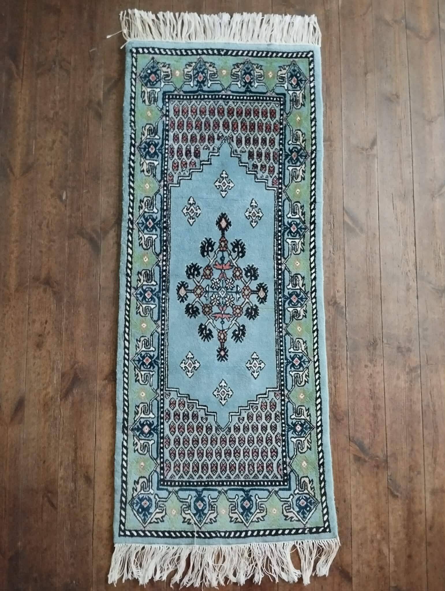 Handmade Kairouan Berber rug 163x66cm