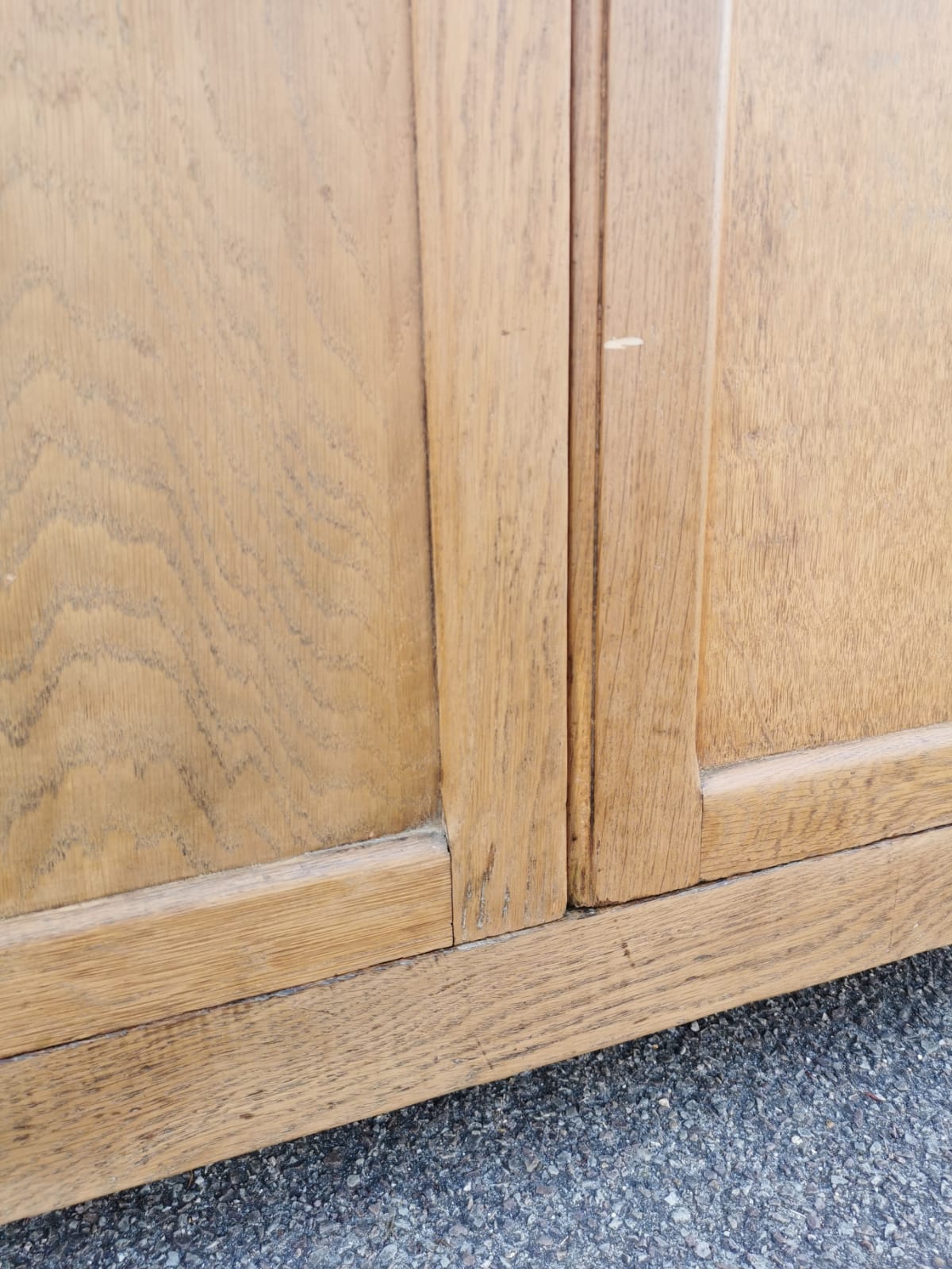 Parisian oak cabinet