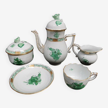 Superb porcelain coffee service from Herend Hungary 4 cups, coffee maker ...