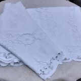thread sheet 2 people, monogrammed J.S, in Embroidery Richelieu