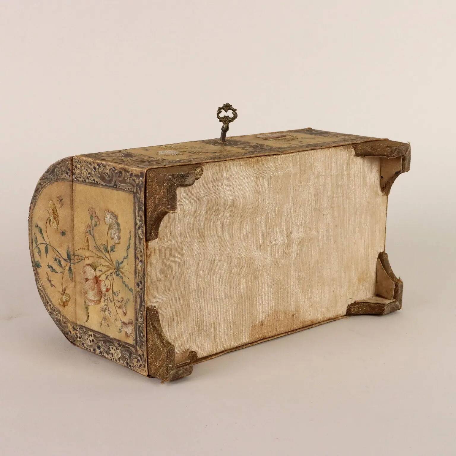 Antique wooden box covered with painted parchment, Italy, 19th-20th century.