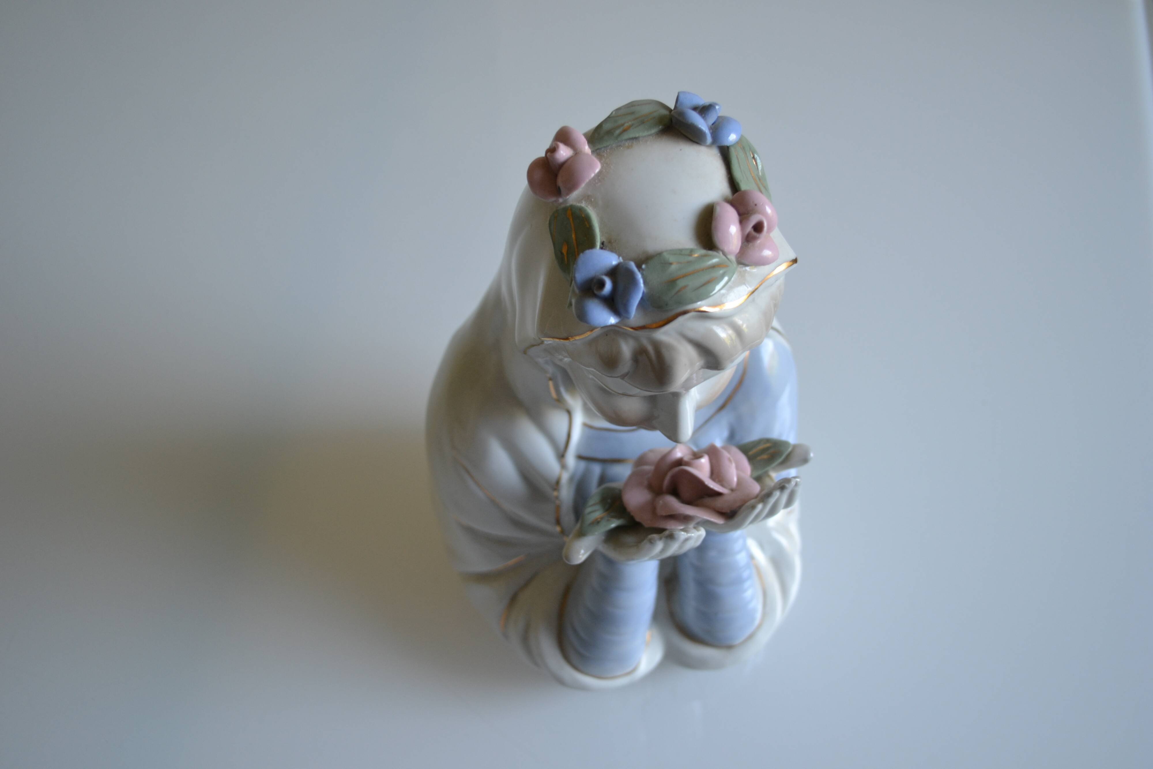 Virgin Mary statue bust in polychrome porcelain Virgin with crown of roses