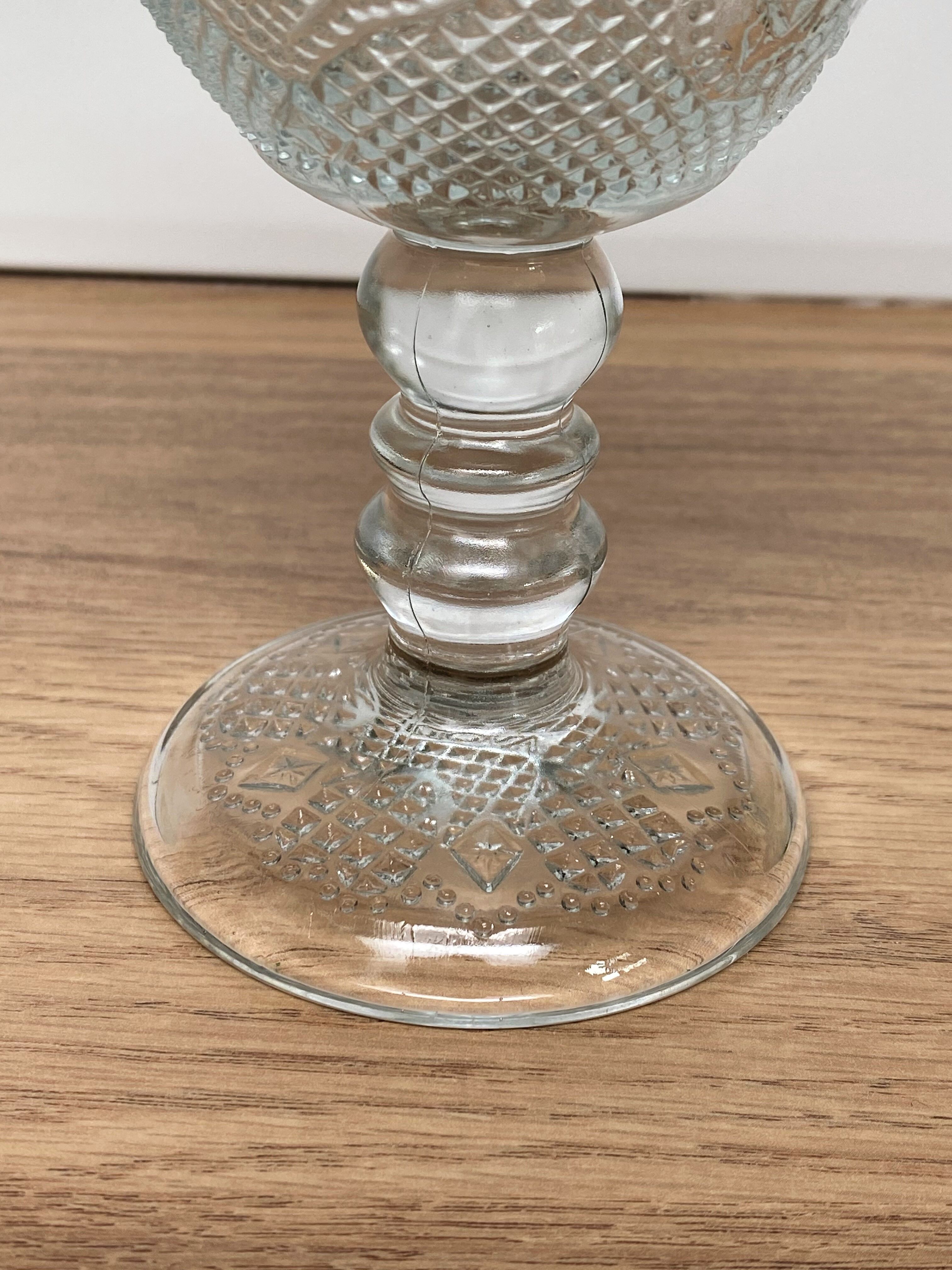 Moulded glass calice
