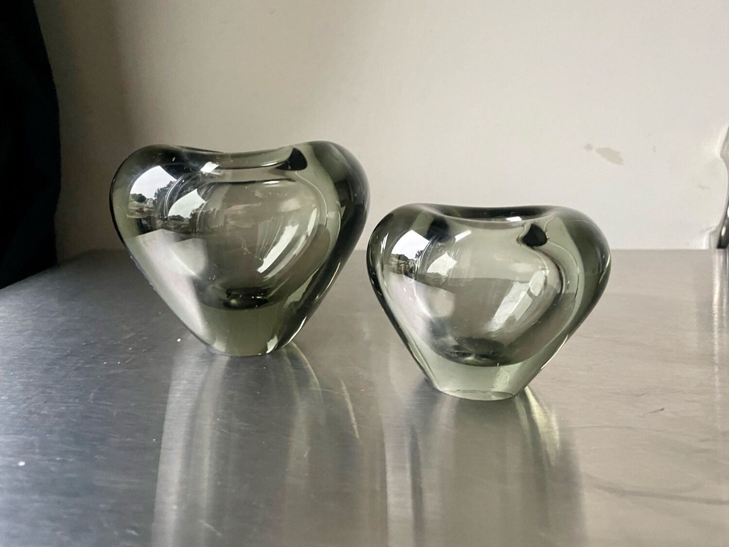 Set of 2 heart shaped Holmegaard crystal vases by Per Lutken