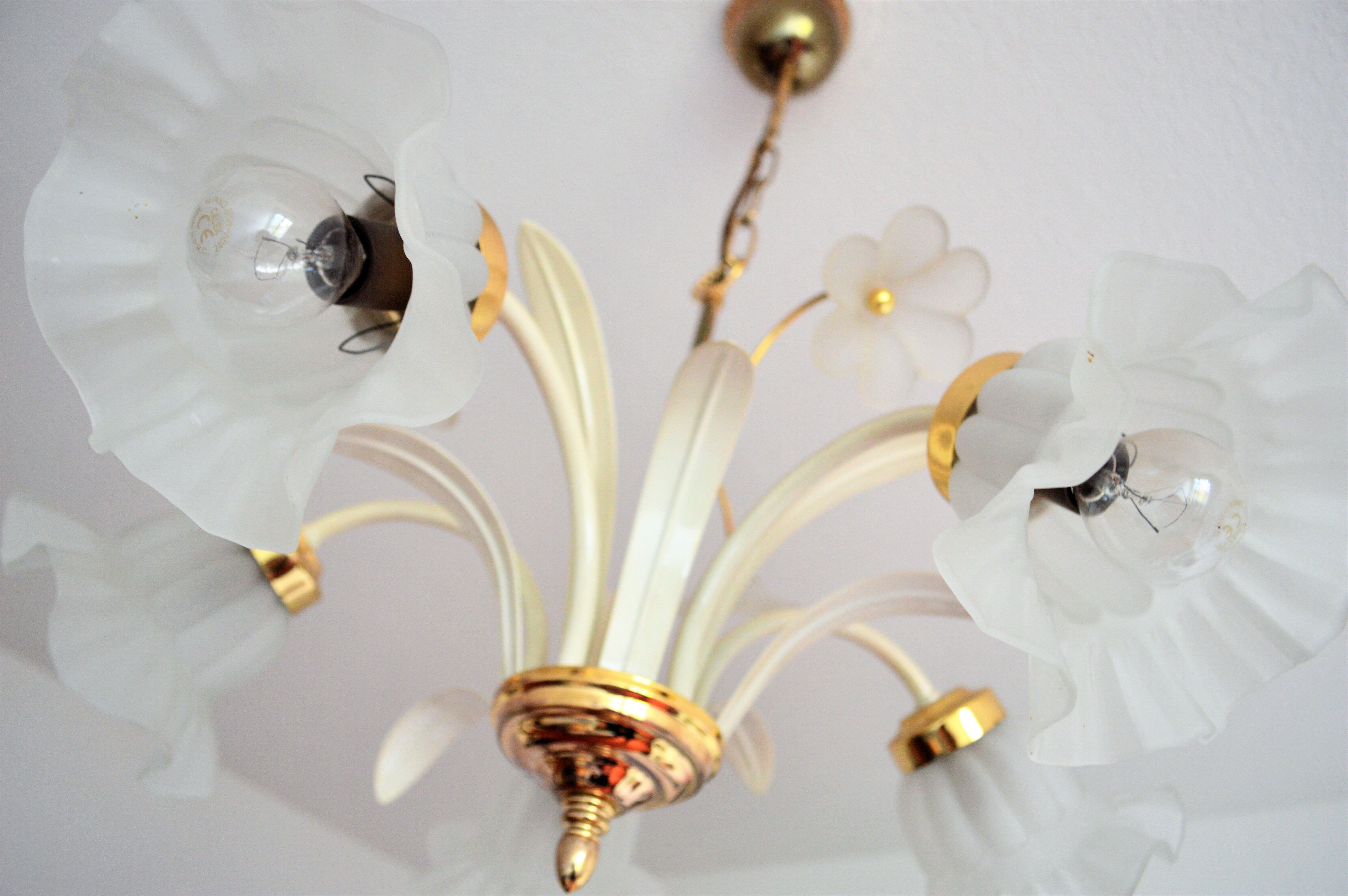 Lustre ceiling lamp design flowers of the 70s