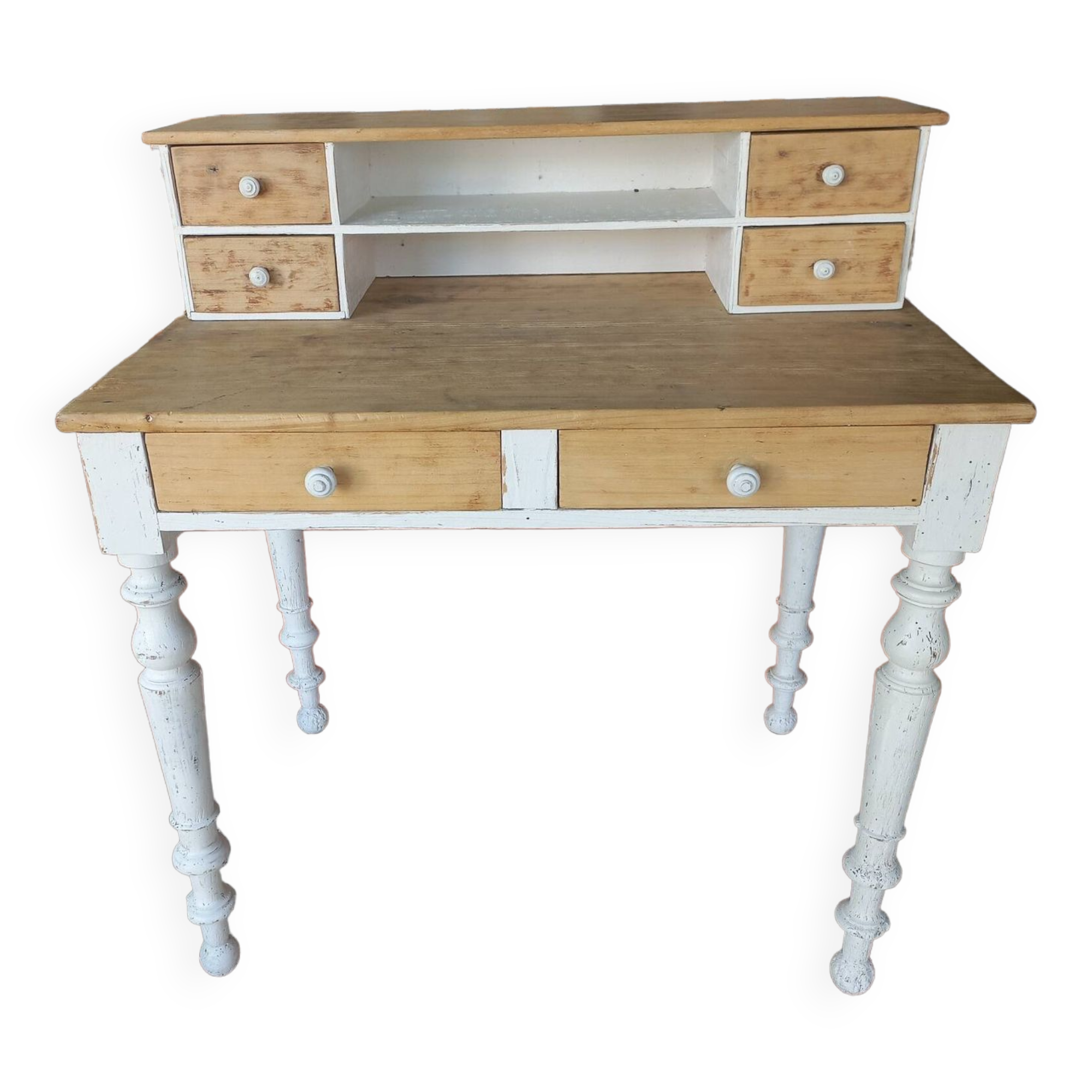 Shabby chic white patinated desk with drawers