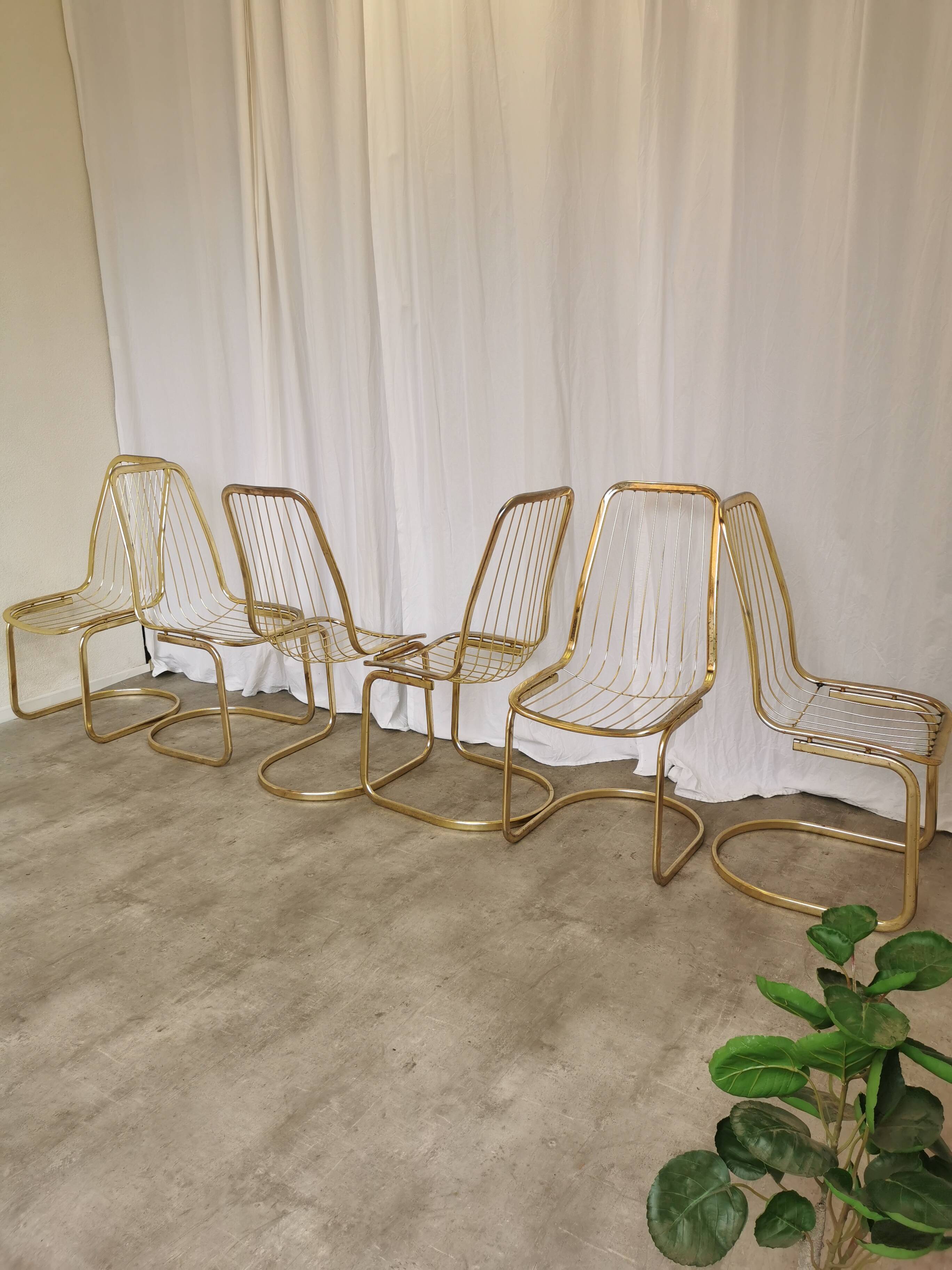 Set of 6 Vintage Gold Chrome Dining Chairs: Italian Mid-Century Design