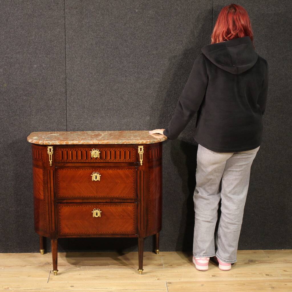 Petite commode française Napoléon III du XIXe siècle avec dessus en marbre