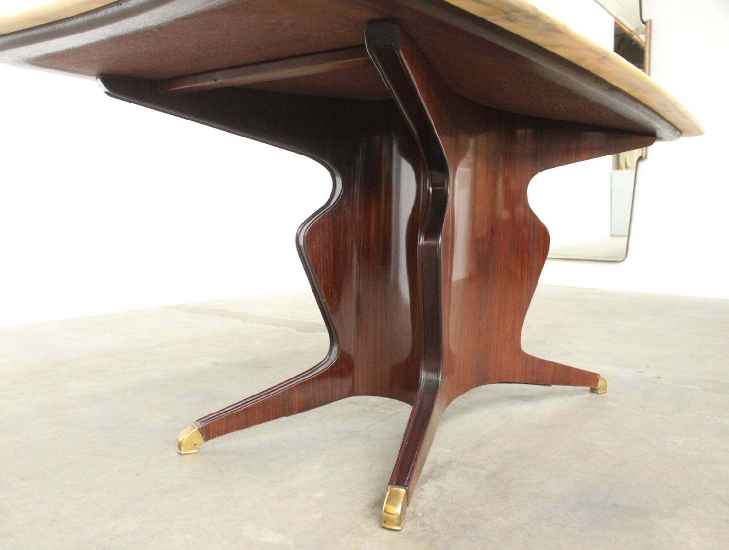 Dining Table by Osvaldo Borsani in mahogany and onyx top