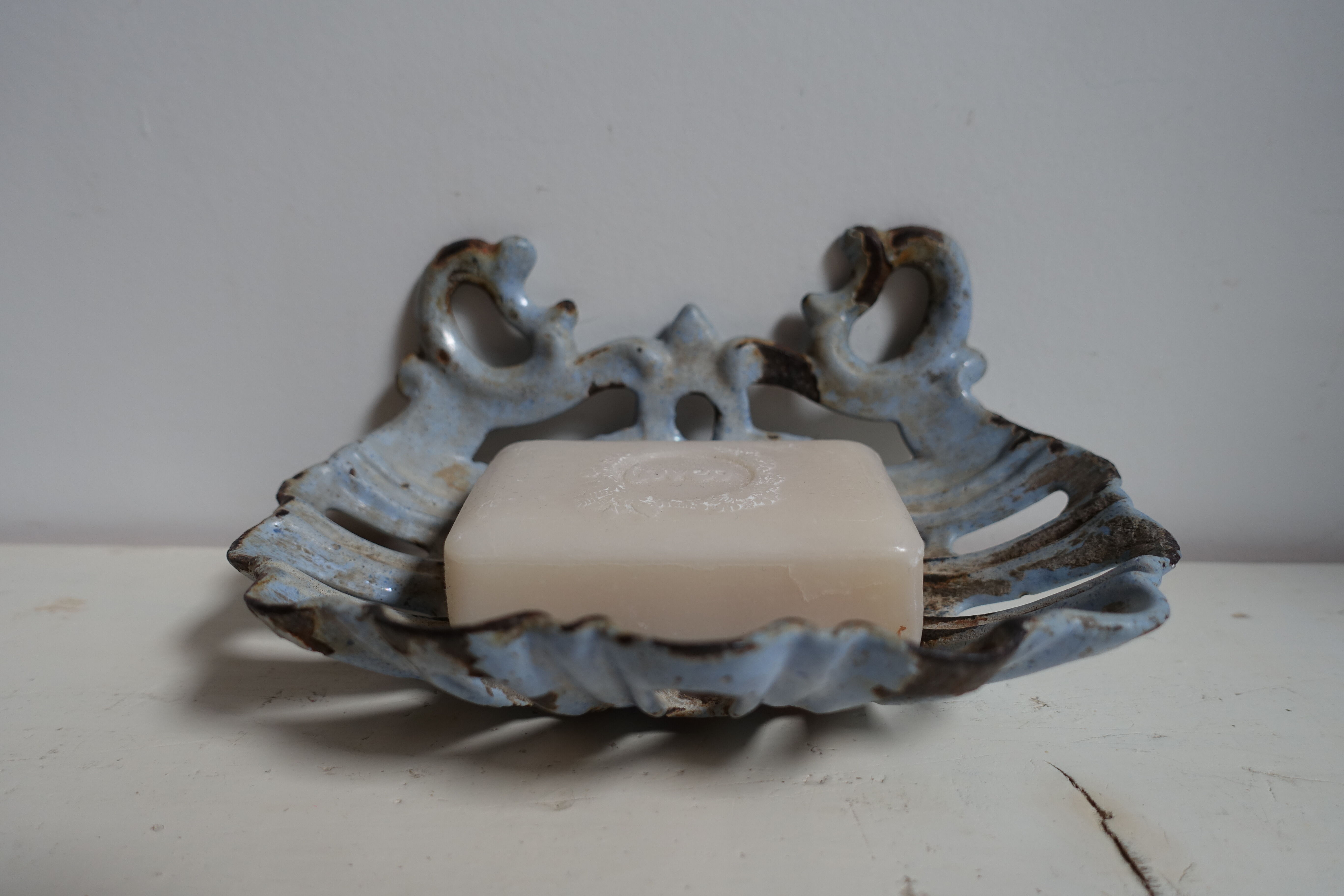 Cast iron soap dish