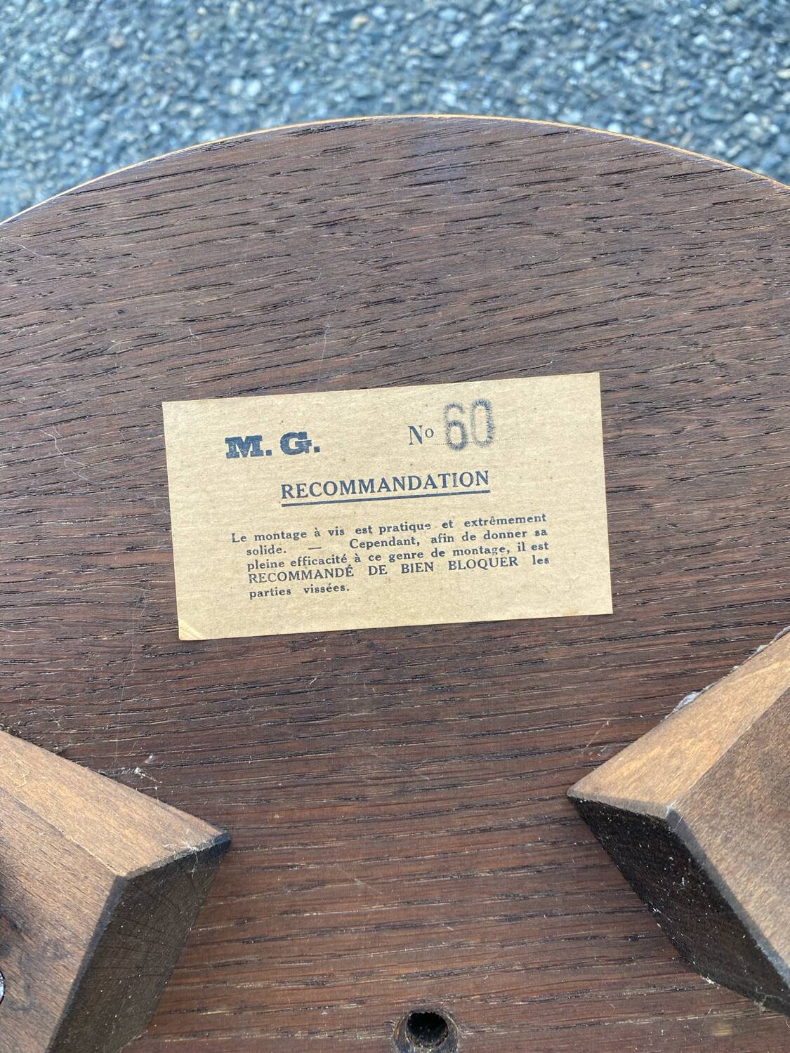 Gueridon side table turned wood