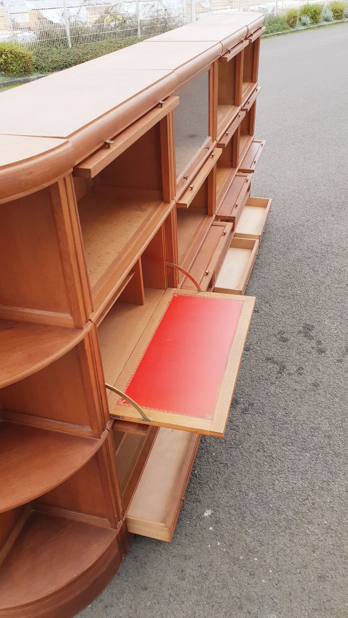 Vintage notary library