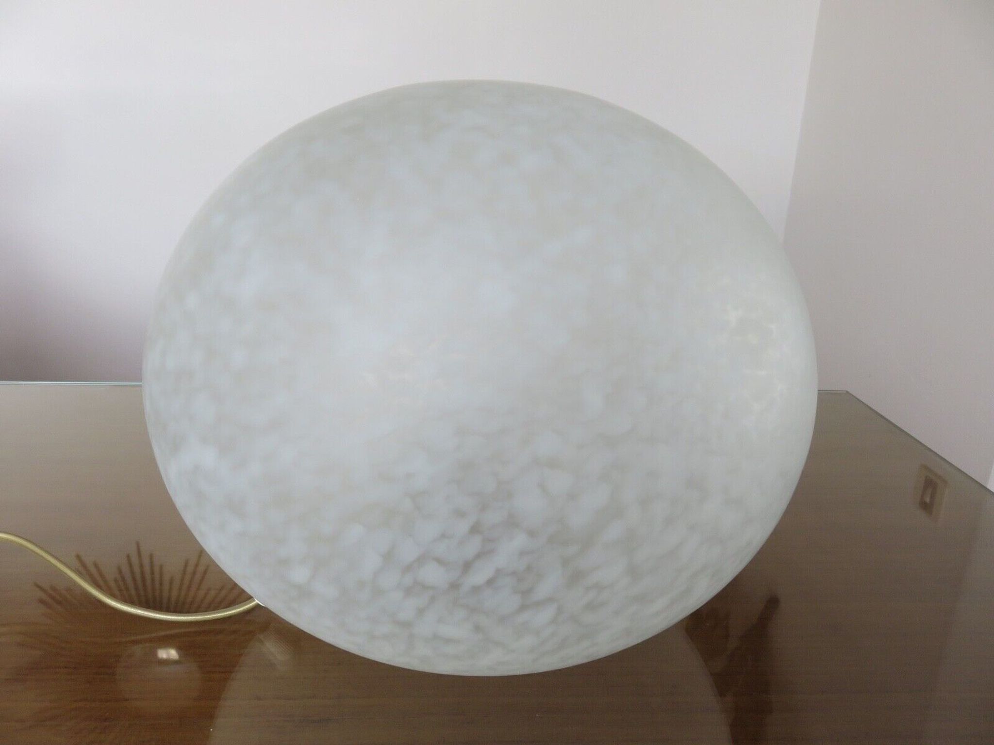Lampe caillou Italienne en verre moucheté blanc années 80