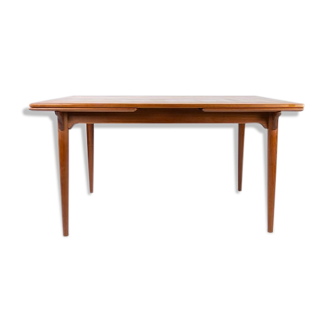 Table à manger en teck avec des extensions de design danois des années 1960.