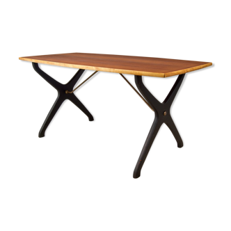 Table basse en teck du milieu du siècle par Karl-Erik Ekselius pour JOC Vetlanda, années 1960