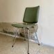 Chaise en aluminium chromé et skaï vert années 1960