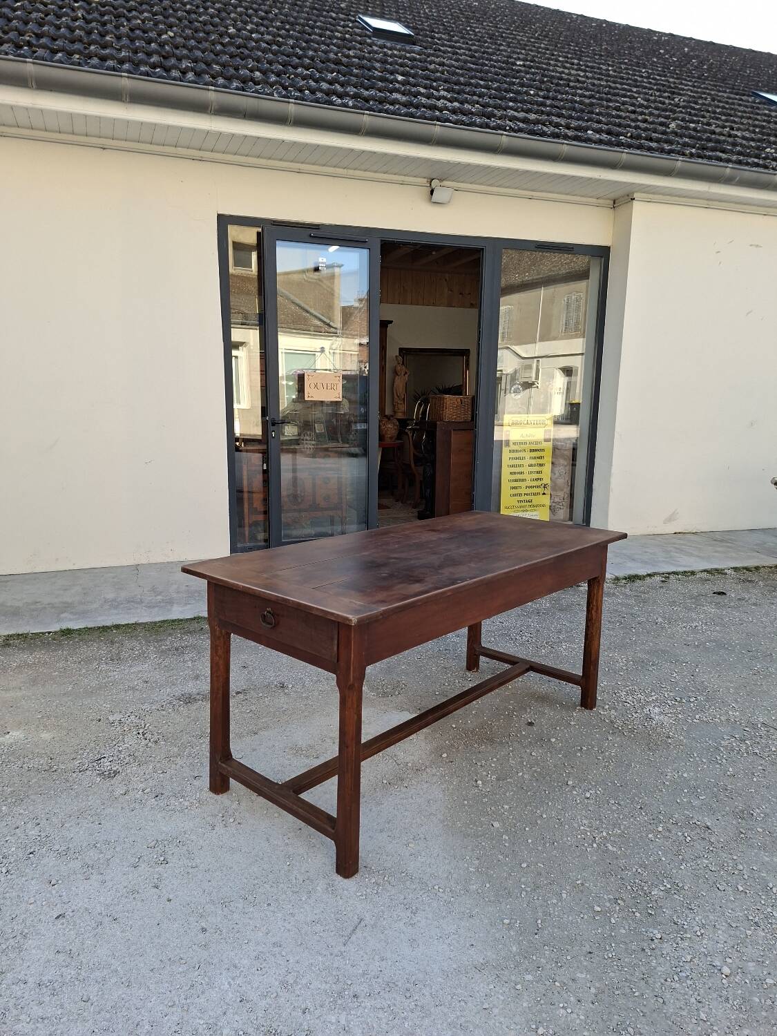Rustic monastery farmhouse table, antique, 19th century, made of walnut.