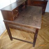 Tiered desk