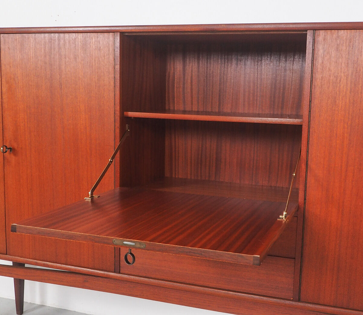 Vintage Bartels werken teak highboard, 1960's
