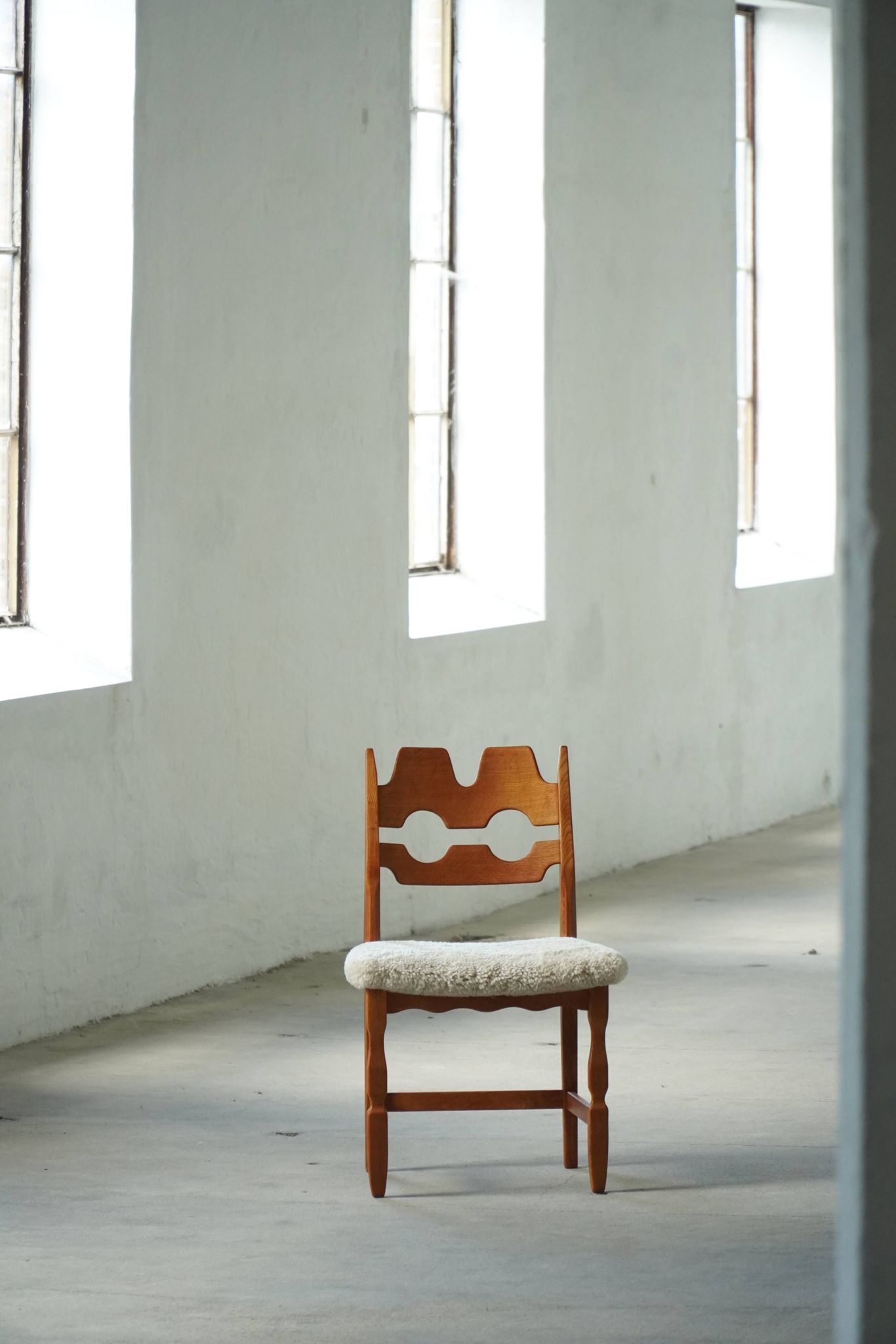 Set of 6 "Razorblade" chairs by Henning Kjærnulf in Oak and Lambswool, 1960s